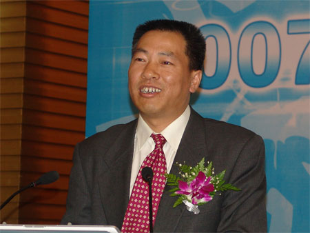 姜子琨，86212班，工业与信息化部财务司副司长。
